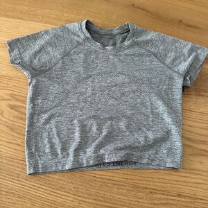 Lululemon Swifty tech cropped 2.0 size 6